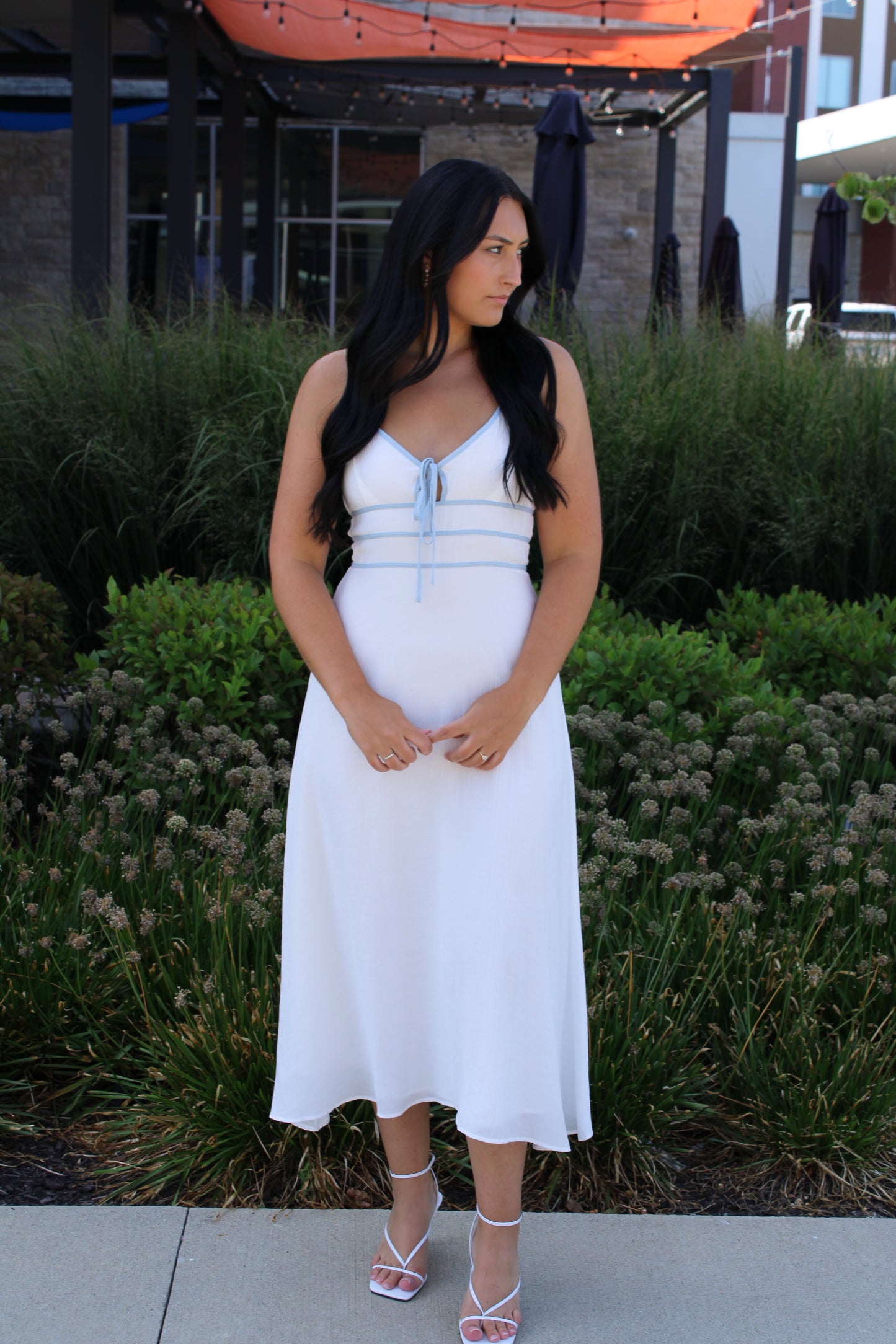 White/Blue Keyhole Halter Neck Midi Dress