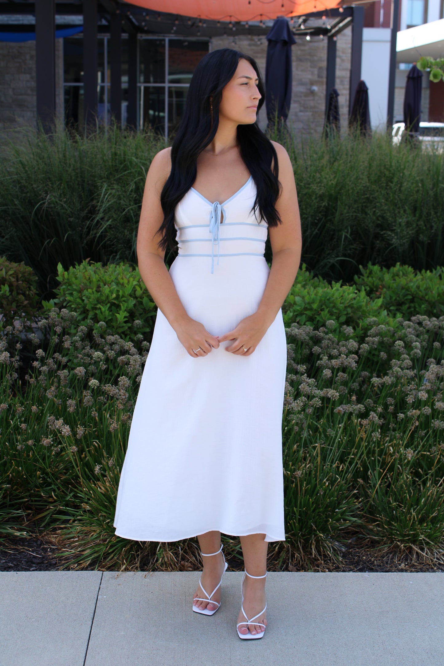 White/Blue Keyhole Halter Neck Midi Dress